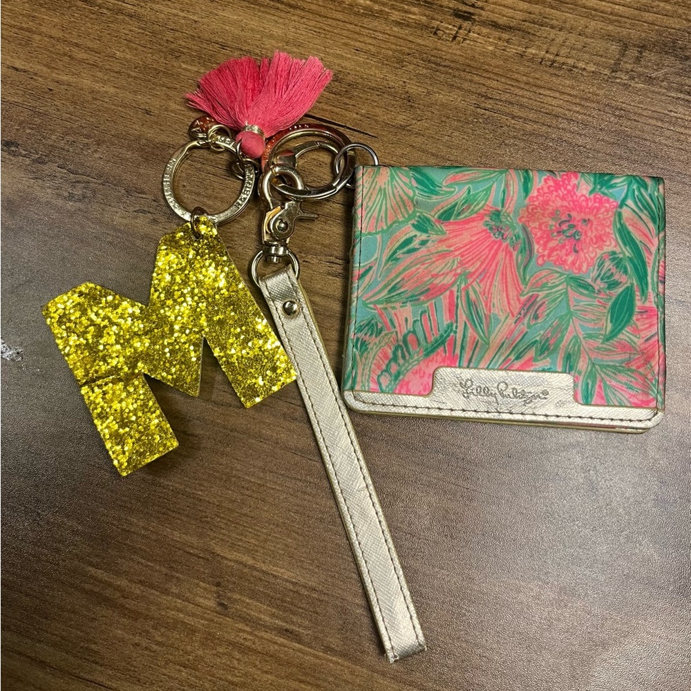 Lilly Pulitzer Pink and Gold Floral Keychain Wallet